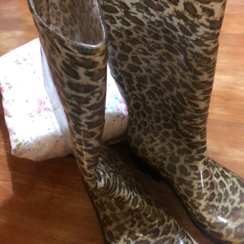 Nature breeze rain boots